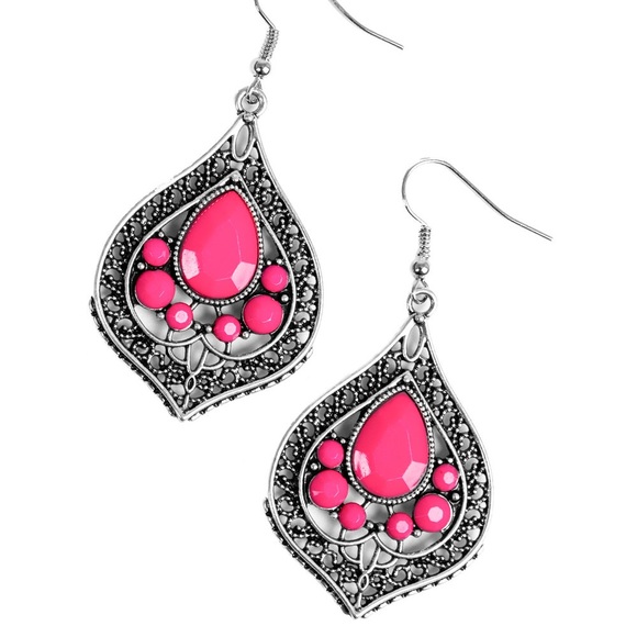 Earrings - Picture 7 of 16